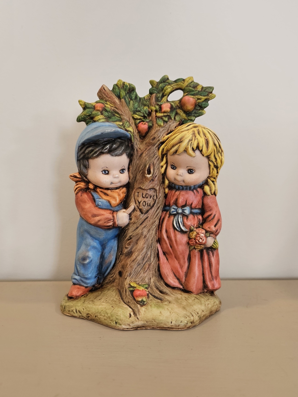 Vintage "Sweetheart Tree" Ceramic